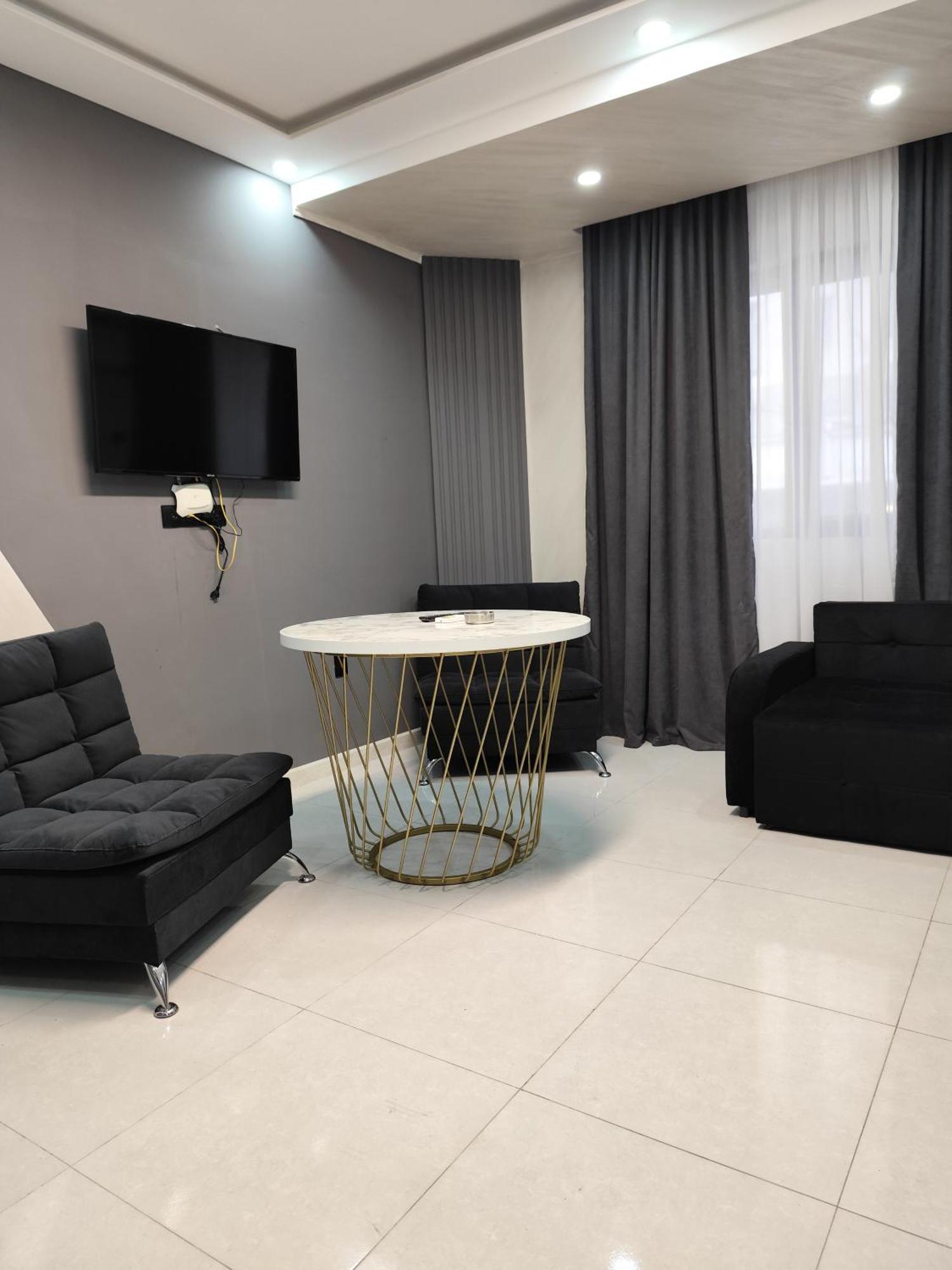 Hotel 770 บาทูมิ ภายนอก รูปภาพ