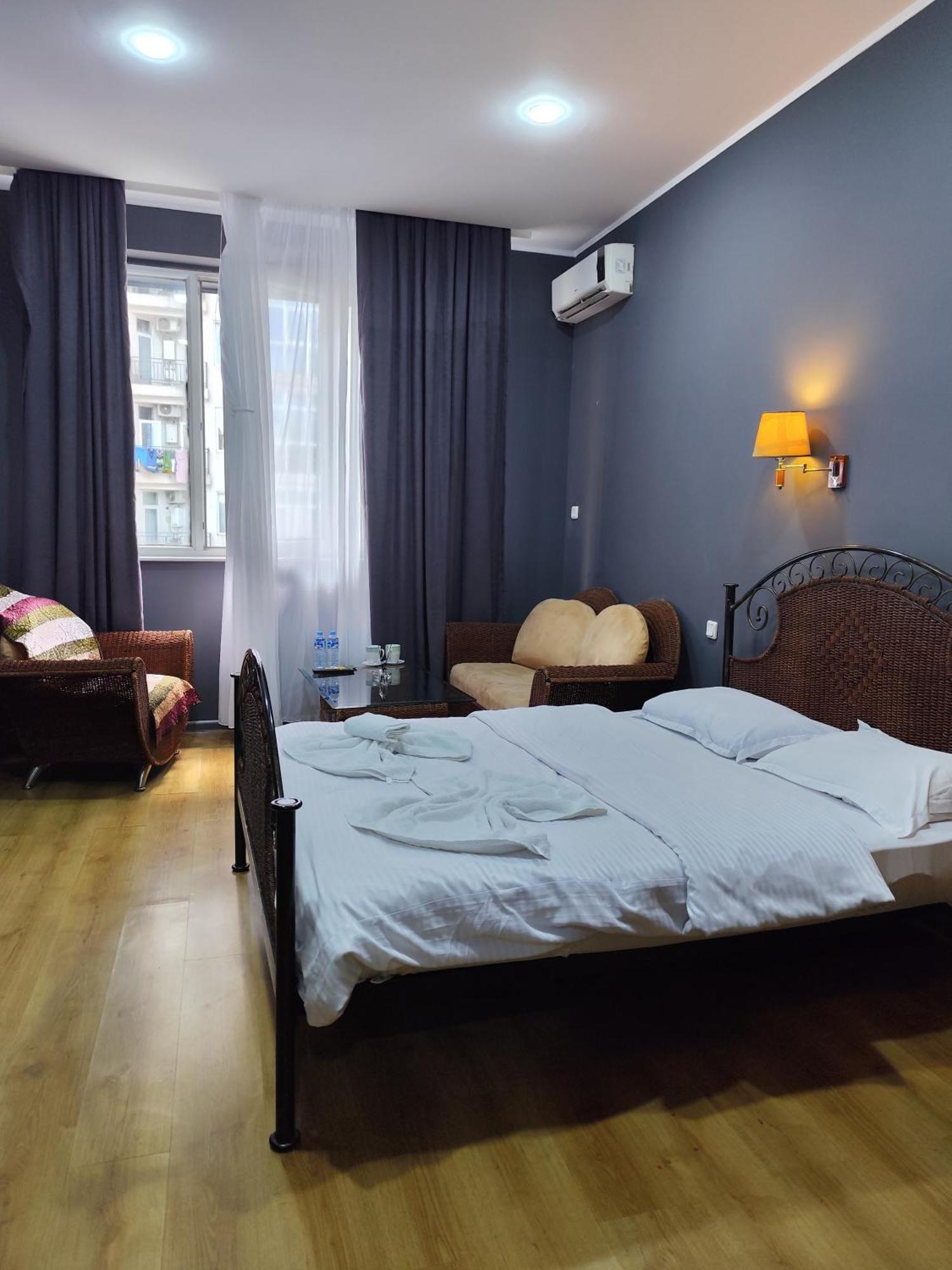 Hotel 770 บาทูมิ ภายนอก รูปภาพ