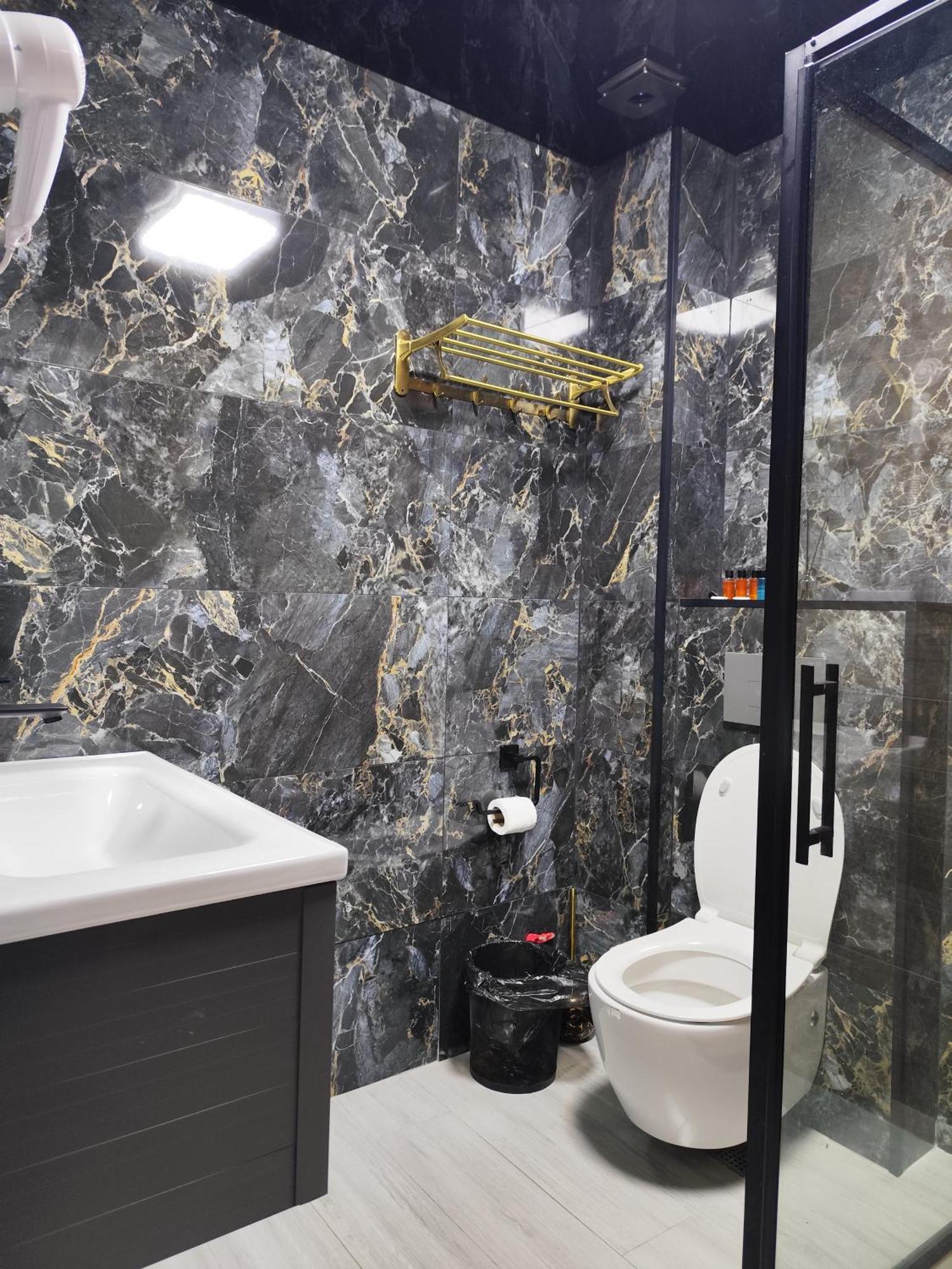 Hotel 770 บาทูมิ ภายนอก รูปภาพ